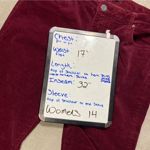 Kut from the Kloth Karen Baby Bootcut Corduroys - Picture 9 of 9